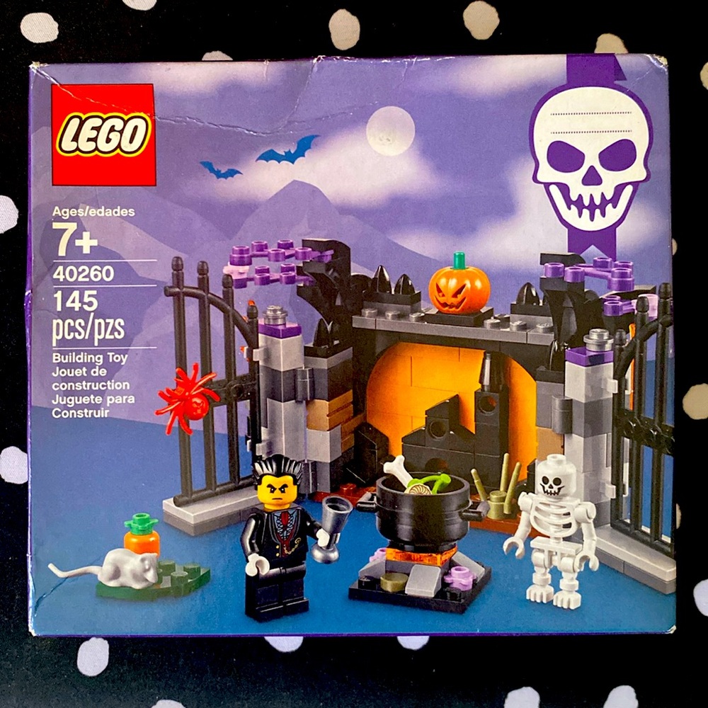 Lego Halloween 40260 NIB unopened.